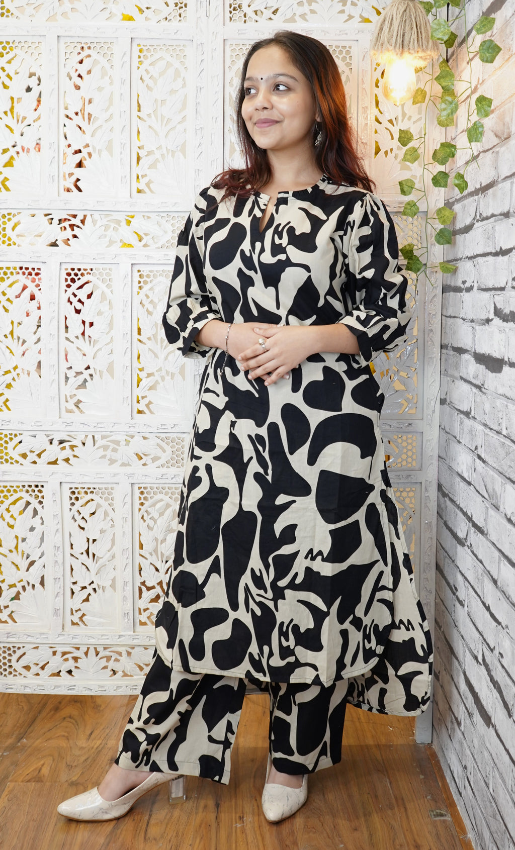 Abstract Print Black & White Cotton Coord Set with Puffy Sleeves – Contemporary Ethnic Style Description: