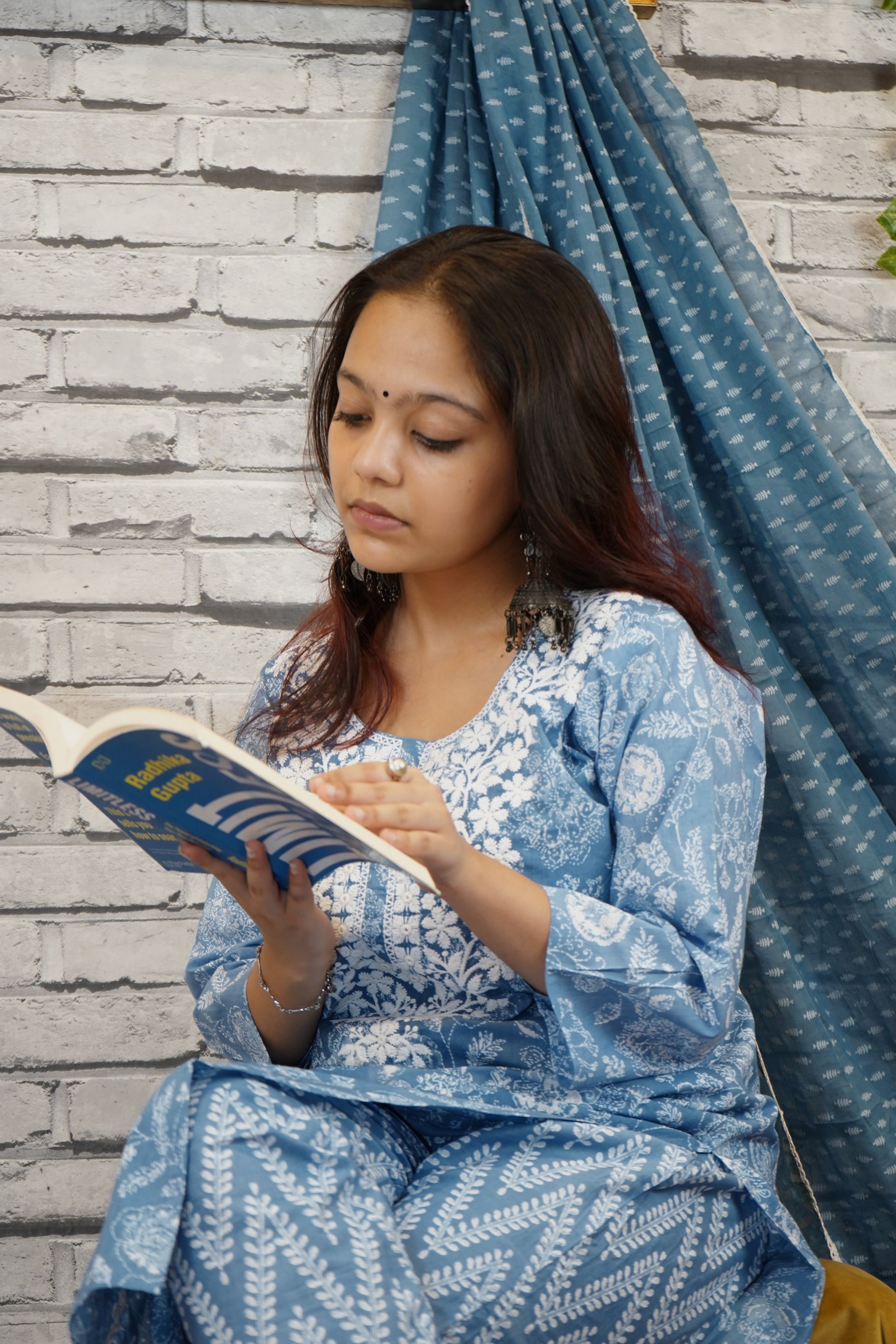 Aqua Blue Pure Cotton Suit Set, Thread Work on Neckline
