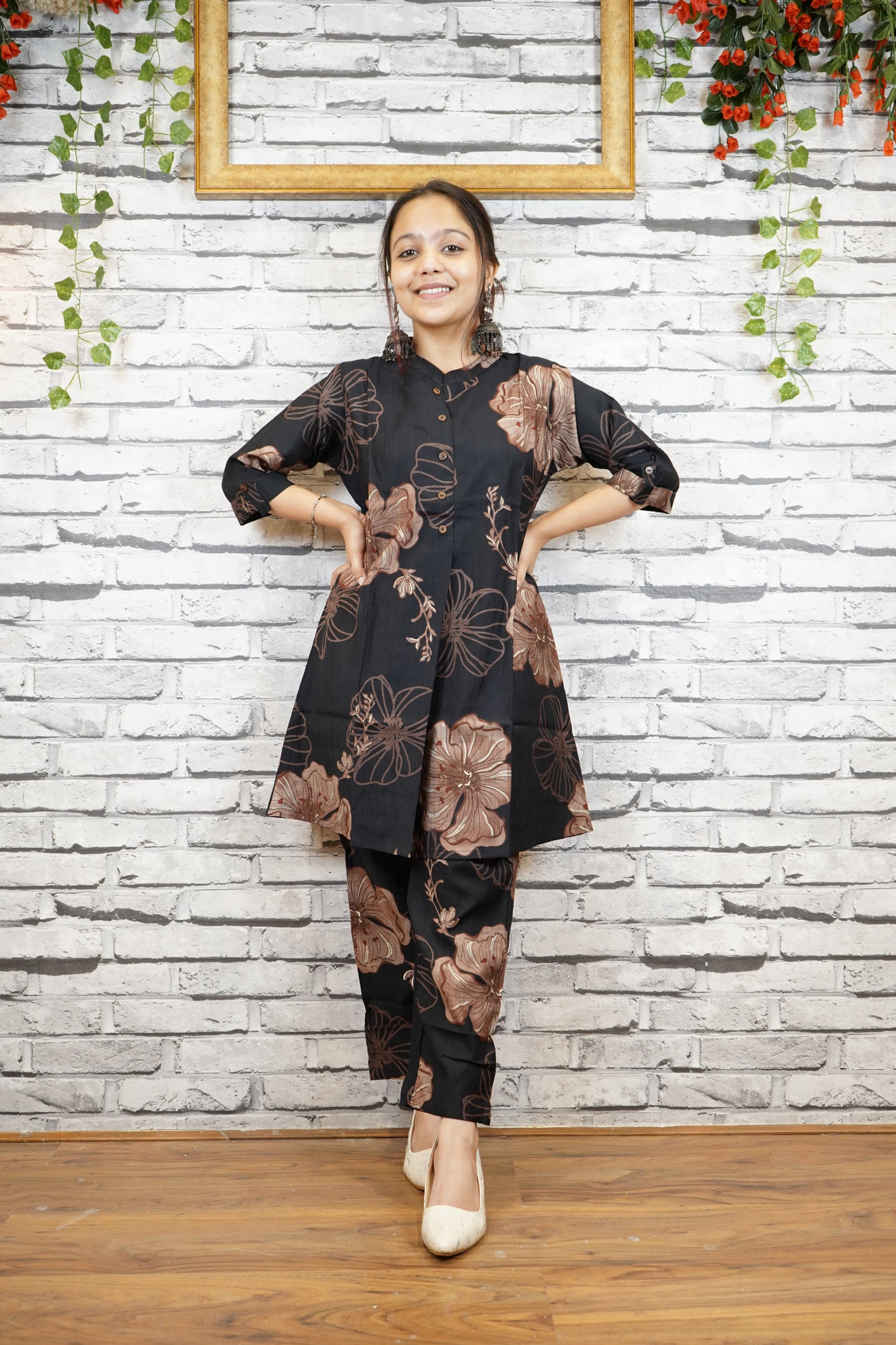 Women's Floral Black Rayon Cotton Cord Set – Kurti & Pant | Casual Ethnic Wear