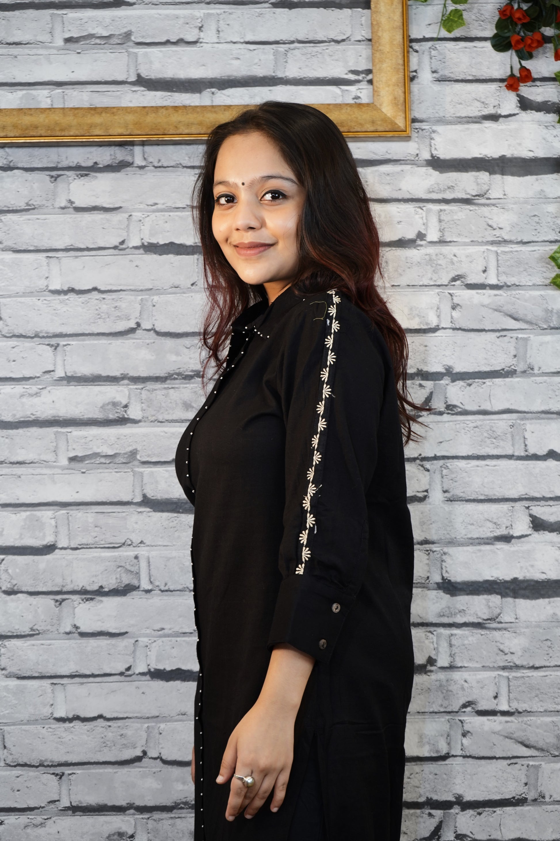Solid Black Cotton Suit Set for Women, Detailed Sleeves