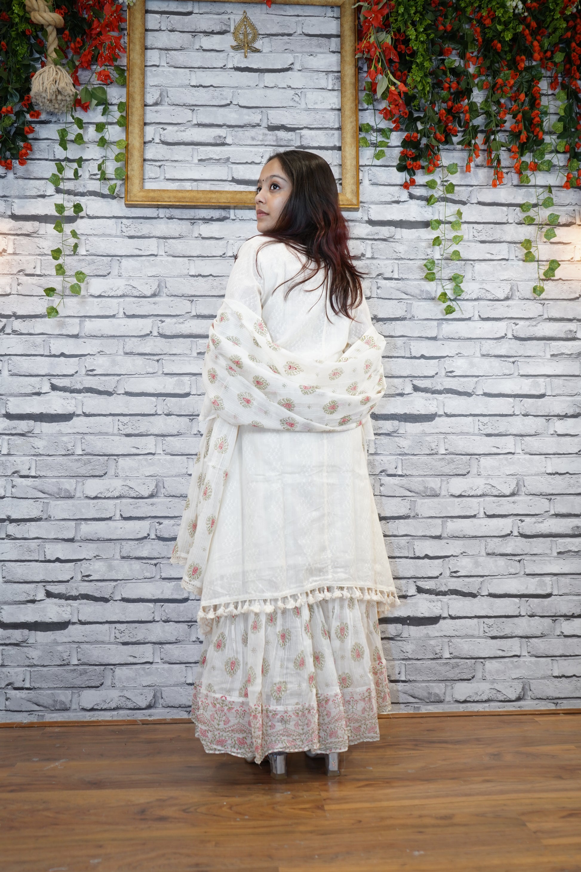Women's White Linen Kurta with Embroidered Neckline & Lace Detailing | Ethnic Wear for Festive & Casual Occasions